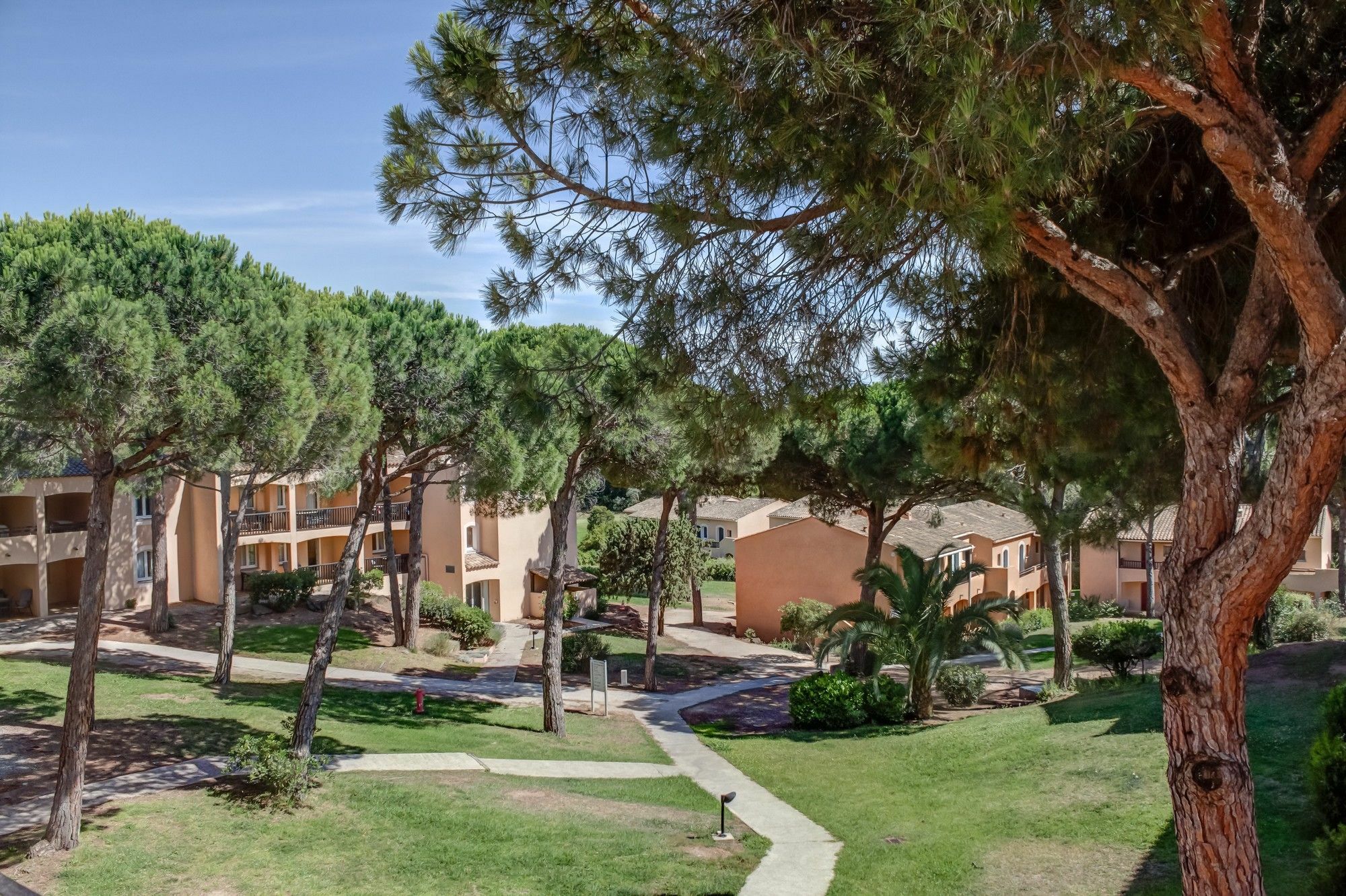 Residence Pierre & Vacances Valescure Saint-Raphaël Eksteriør bilde